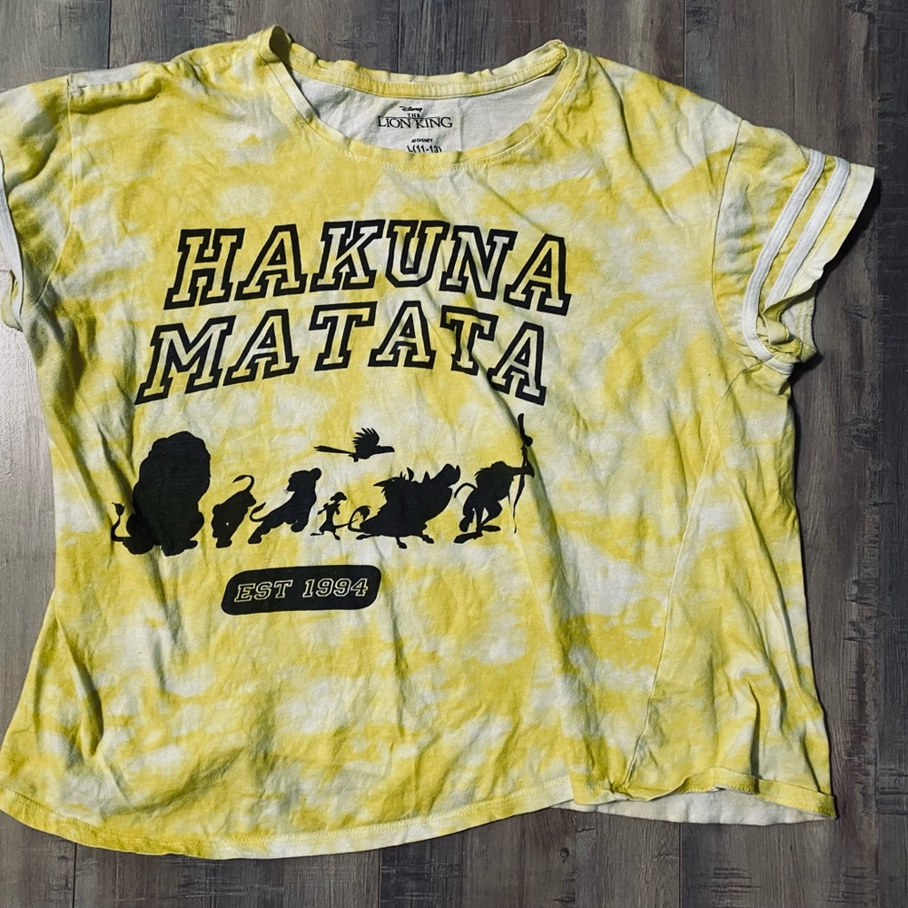 DISNEY LION KING’S “HAKUNA MATATA” TEE-SHIRT